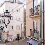 Aquilla\'S Alfama Apartment By Mycelia